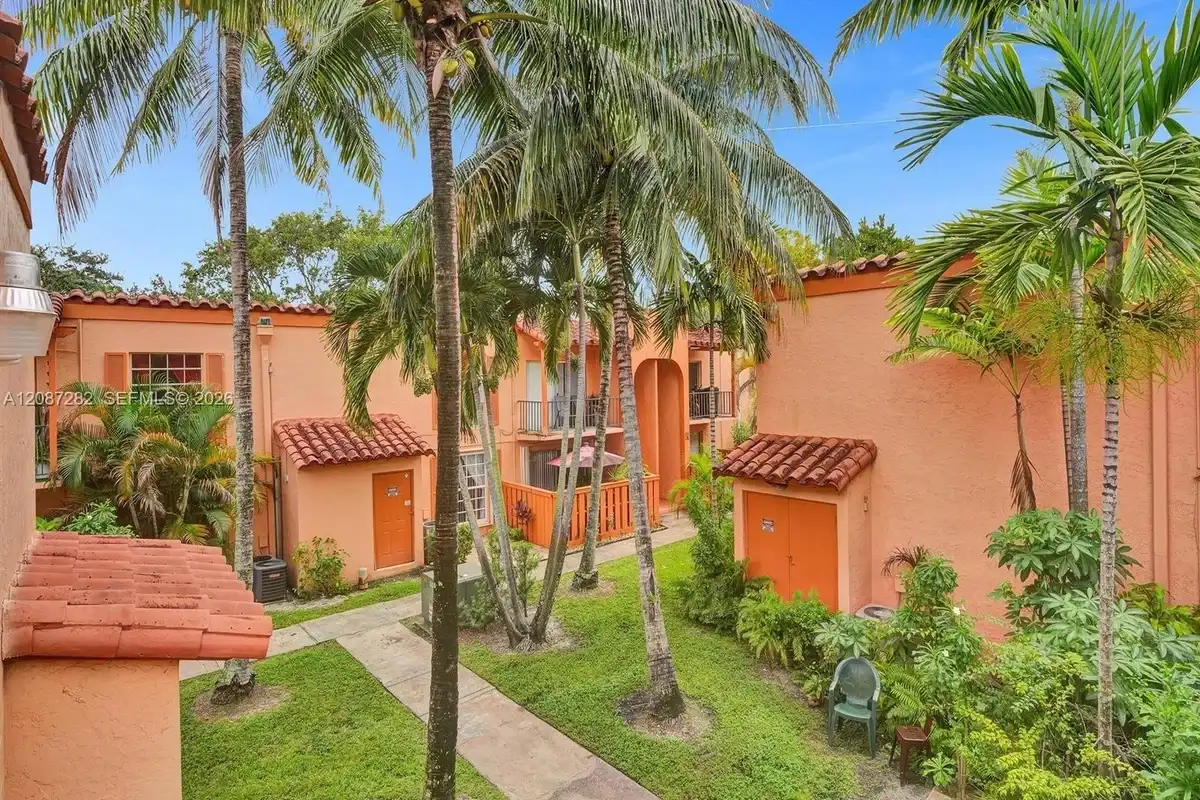 7111 Miami Lakes Dr #N4, Miami Lakes: photo 1 of 27