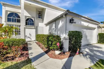 7647 Rockport Cir, Lake Worth: photo 1 of 19