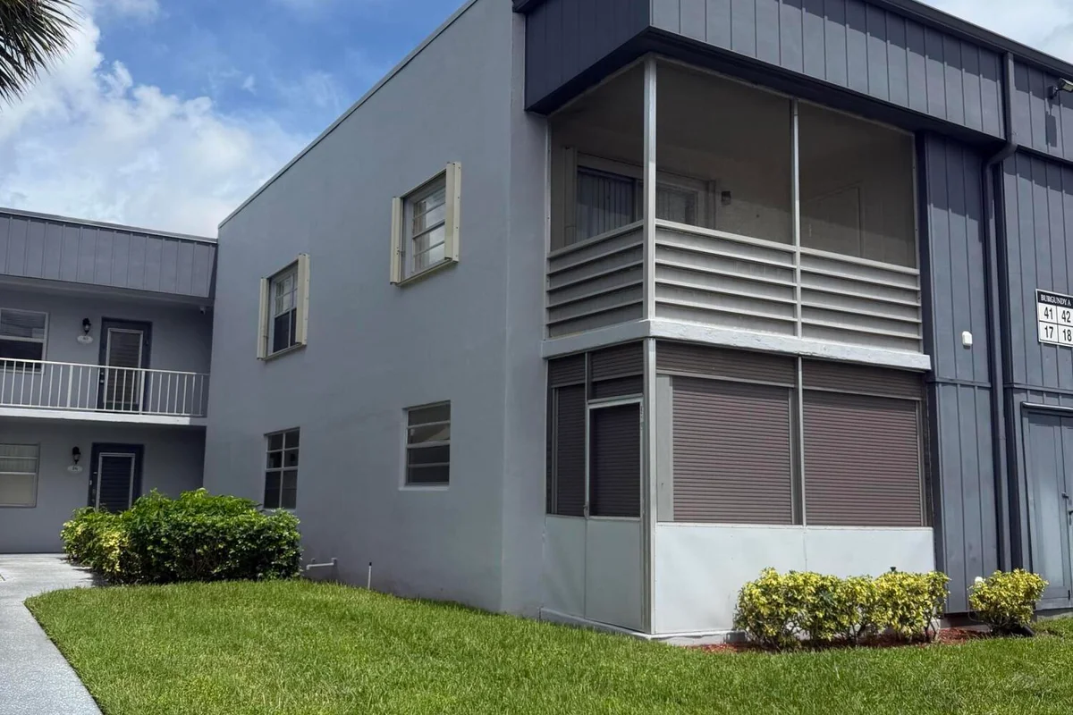 17 Burgundy A, Delray Beach: photo 1 of 74