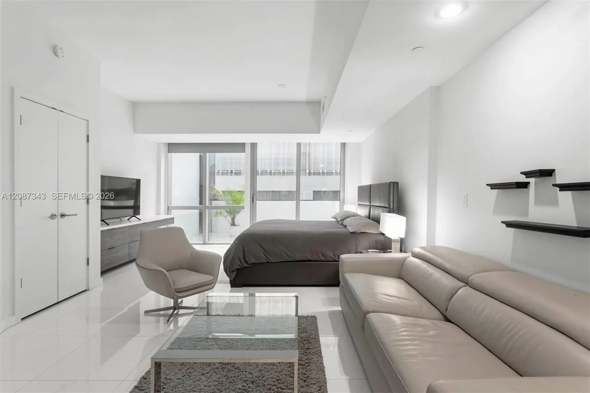 851 NE 1st Ave #300, Miami: photo 1 of 11