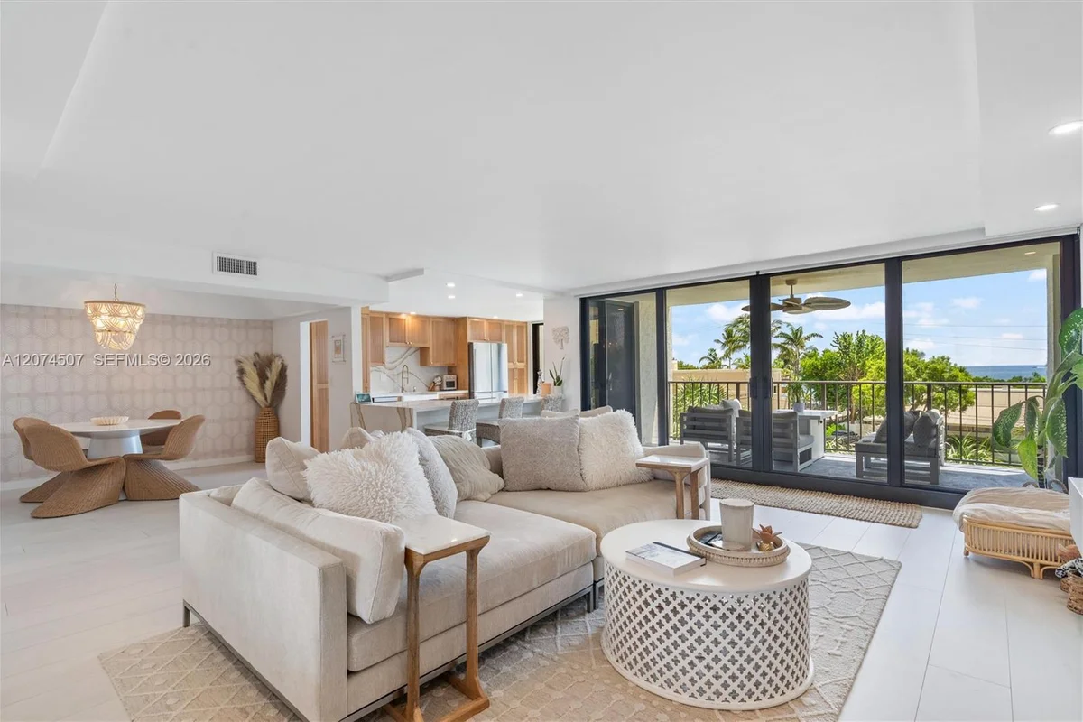 1905 N Ocean Blvd #3D, Fort Lauderdale: photo 1 of 39