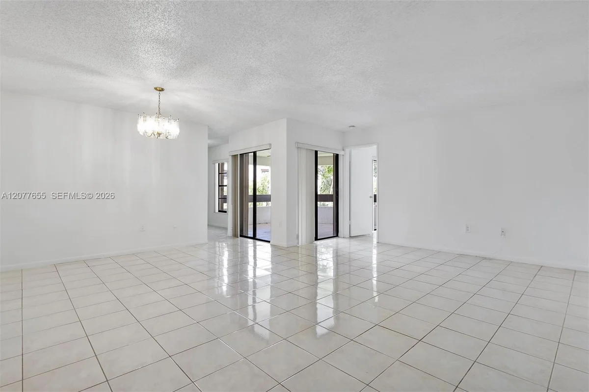 9135 SW 125th Ave #309P, Miami: photo 1 of 14