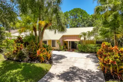 18828 Still Lake Dr, Jupiter: photo 1 of 30