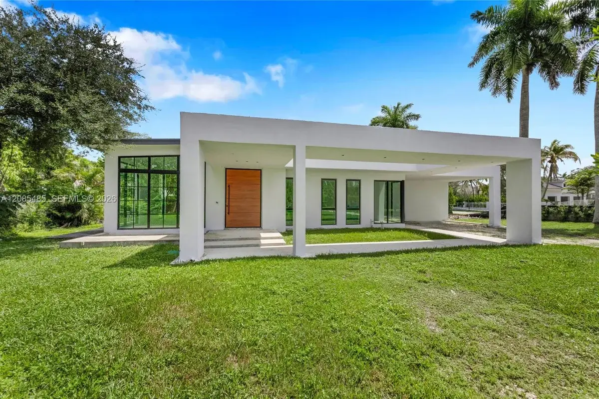 7885 SW 117th St, Pinecrest: photo 1 of 45