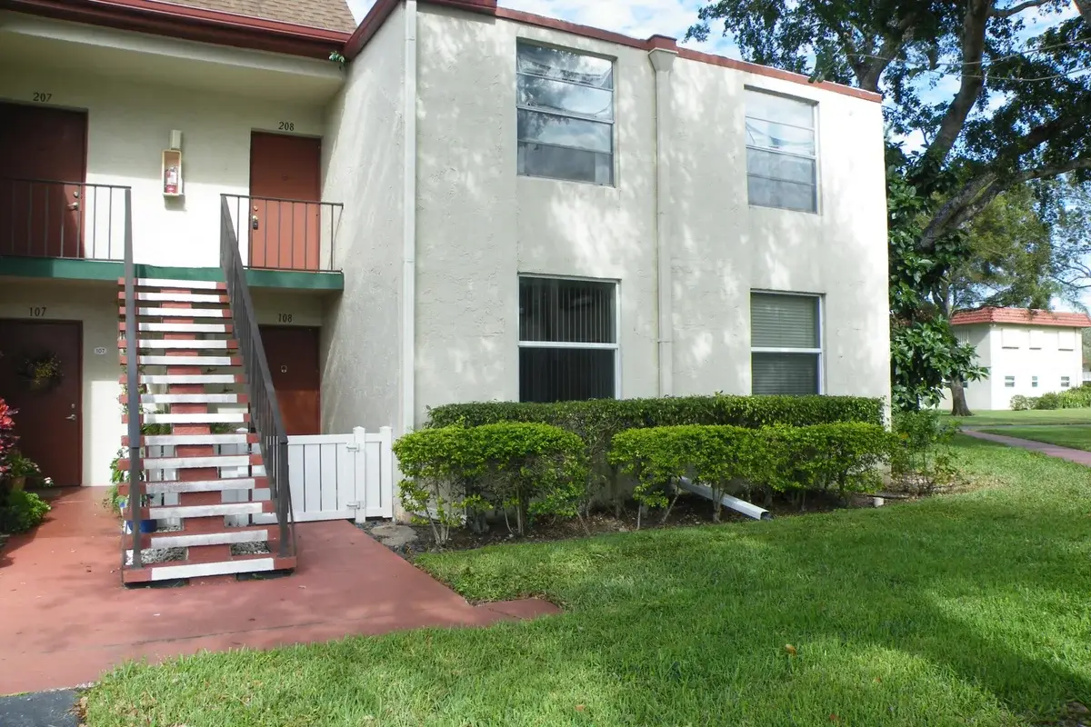 15 Willowbrook Ln #108, Delray Beach: photo 1 of 25