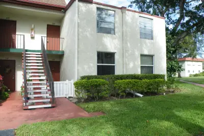 15 Willowbrook Ln #108, Delray Beach: photo 1 of 25