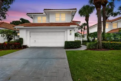 2103 NW 53rd St, Boca Raton: photo 1 of 72