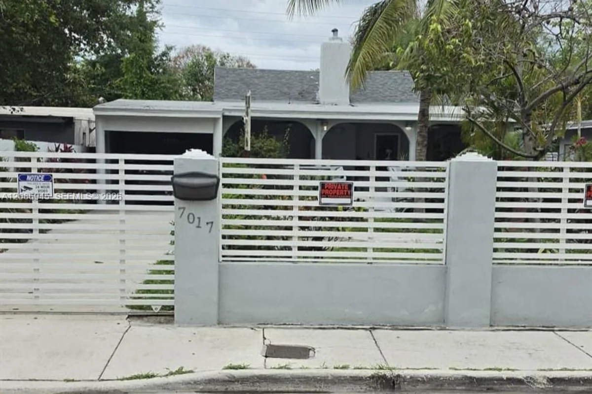 7017 NW 5th Ct #7009, Miami: photo 1 of 39