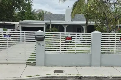 7017 NW 5th Ct #7009, Miami: photo 1 of 39