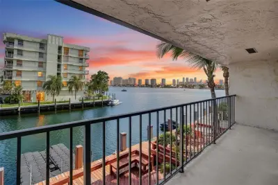 2689 NE 165th St #56, North Miami Beach: photo 1 of 59