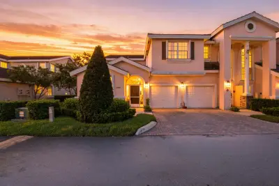 12335 NW 10th Dr #B-5, Coral Springs: photo 1 of 45
