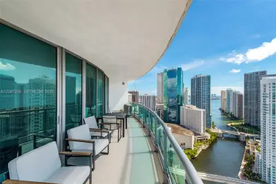 350 S Miami Ave #3802, Miami: photo 1 of 34