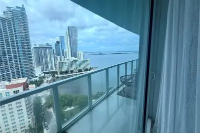 1900 N Bayshore Dr #2306, Miami: photo 1 of 35