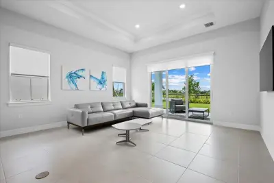 10571 Northbrook Cir, Palm Beach Gardens: photo 1 of 14