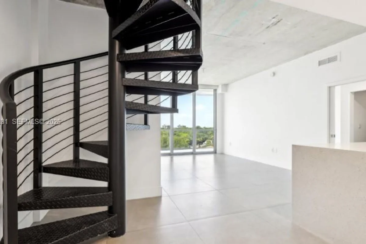 13800 Highland Dr #PH02, North Miami Beach: photo 1 of 44