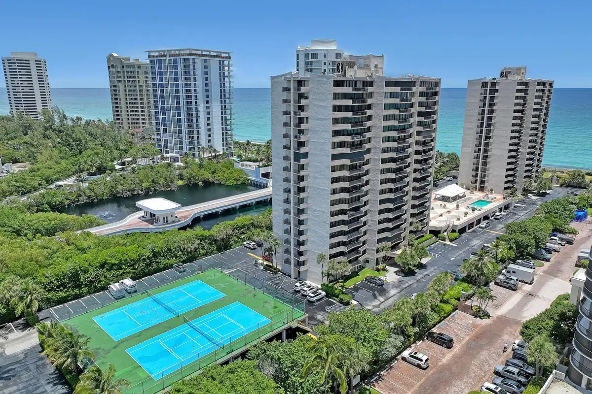 4200 N Ocean Dr #2-403, Riviera Beach: photo 1 of 34