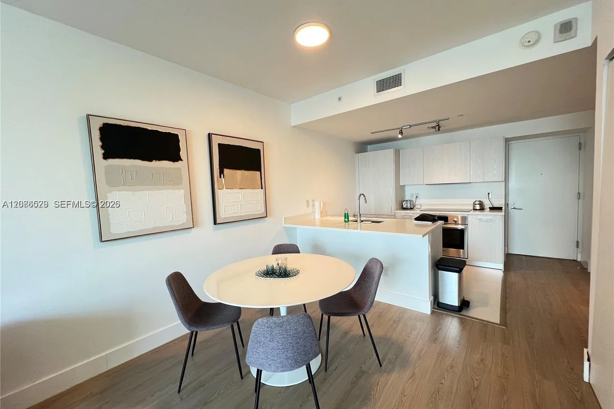 501 NE 31st St #1202, Miami: photo 1 of 36