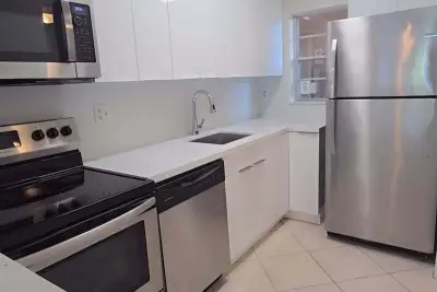 4121 Stirling Rd #404, Dania Beach: photo 1 of 22