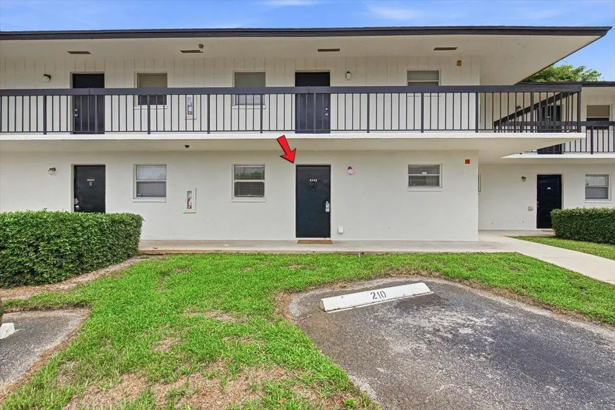 2755 W Atlantic Ave #104-B, Delray Beach: photo 1 of 28