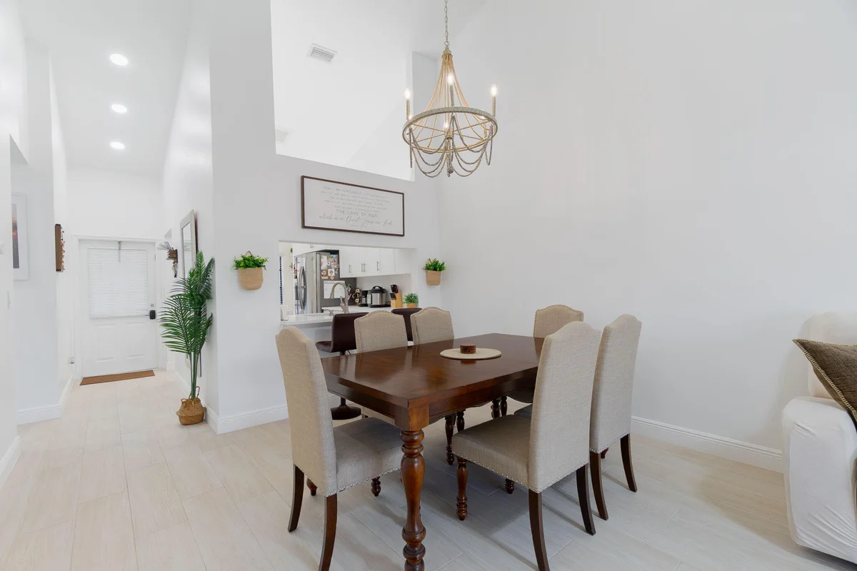 1250 Parkside Green Dr #B, West Palm Beach: photo 1 of 39