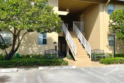3822 N University Dr, Coral Springs: photo 1 of 12