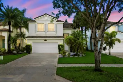 9861 Woodworth Ct, Wellington: photo 1 of 46