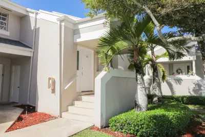 2646 SE 21st Ct #203-D, Homestead: photo 1 of 62