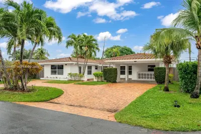 5340 NE 17th Ter #1, Fort Lauderdale: photo 1 of 15