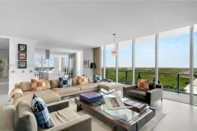 330 Sunny Isles Blvd #5-TS01, Sunny Isles Beach: photo 1 of 50