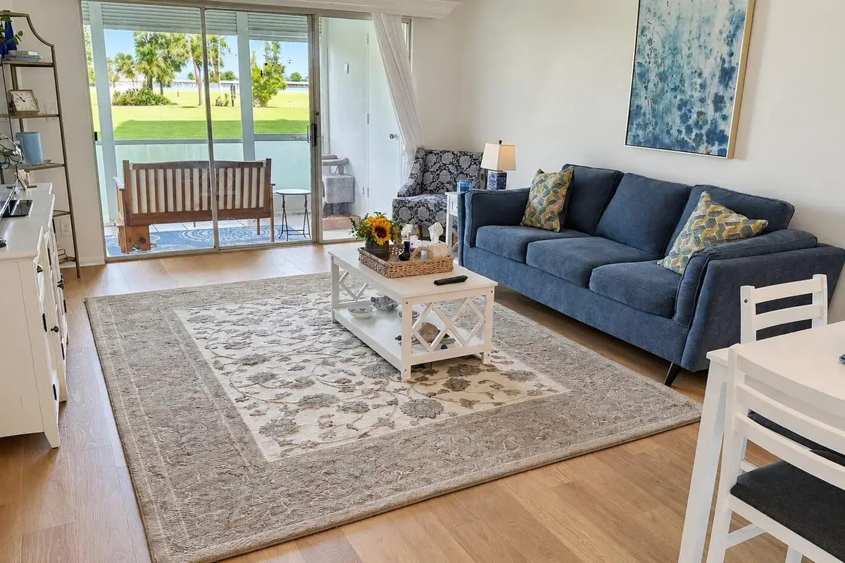 3661 Via Poinciana #113, Lake Worth: photo 1 of 24