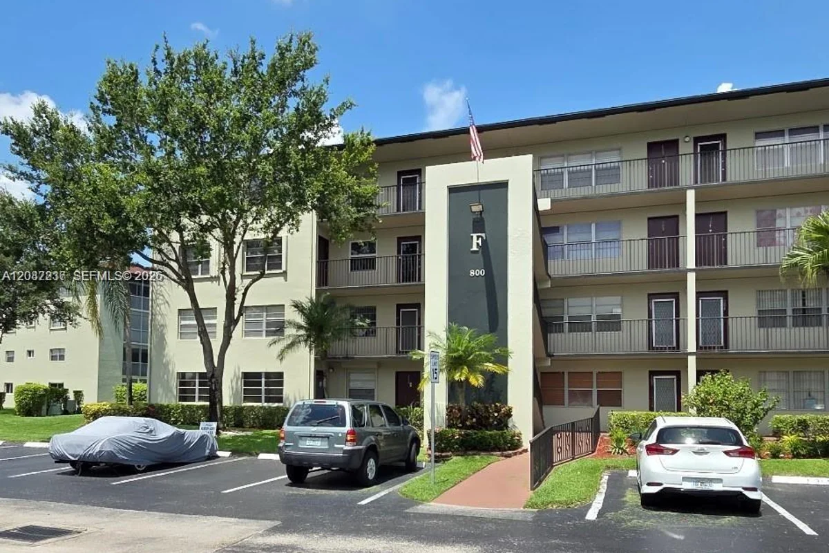 800 SW 131st Ave #301F, Pembroke Pines: photo 1 of 19