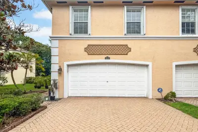 4528 Thornwood Cir, West Palm Beach: photo 1 of 31