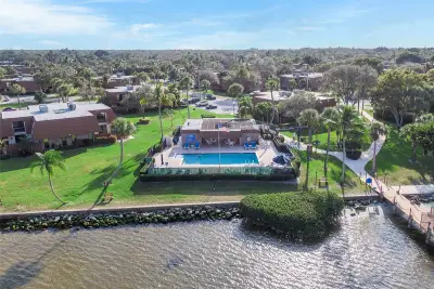 825 Center St #26A, Jupiter: photo 1 of 26