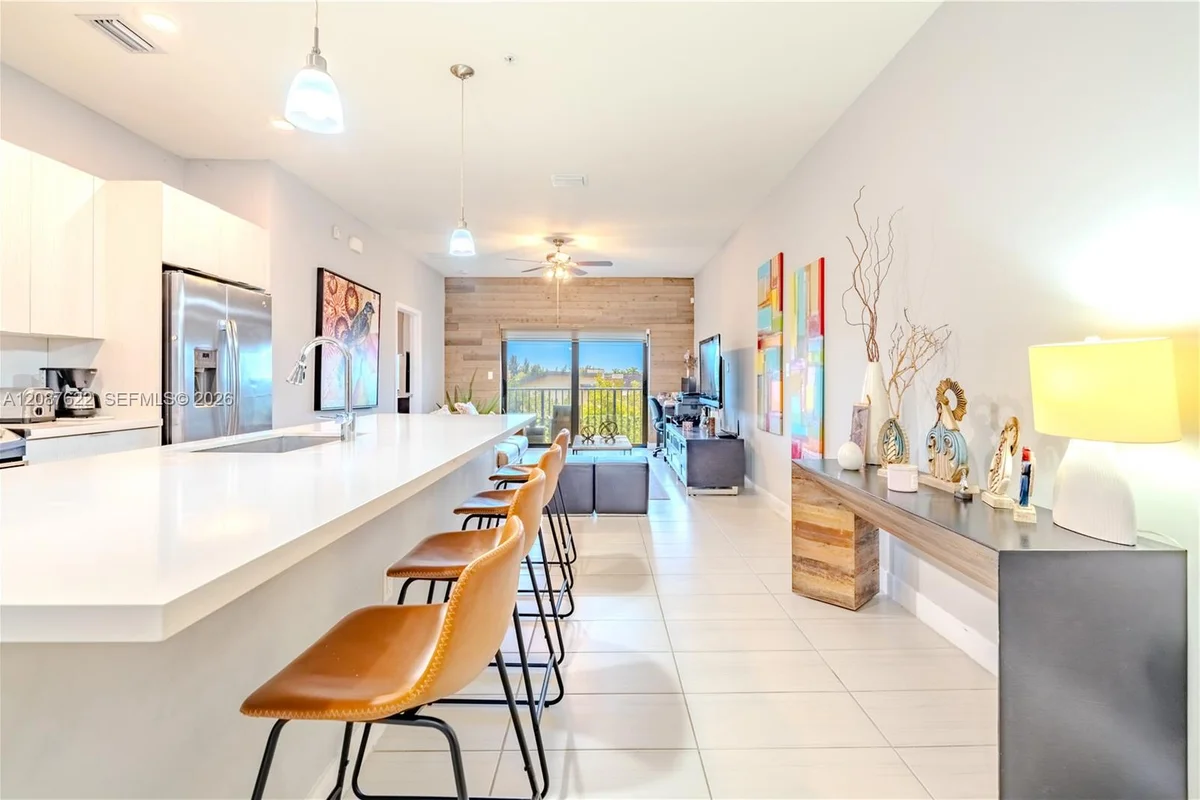 7809 NW 104th Ave #31, Doral: photo 1 of 45