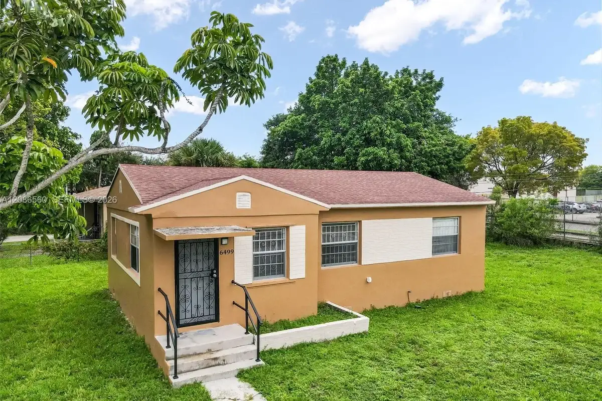 6499 NW 29th Ave, Miami: photo 1 of 22
