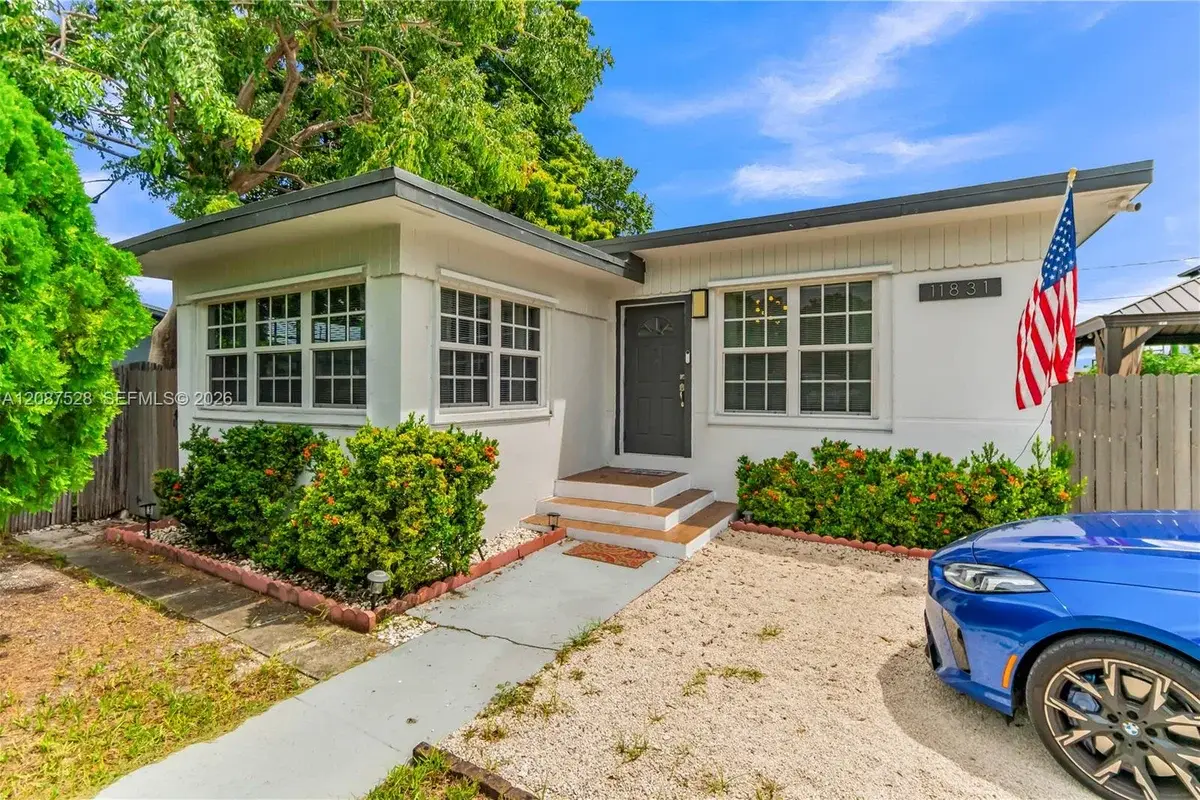 11831 NW 5th Ave, Miami: photo 1 of 44