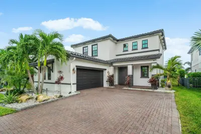 3138 Streng Ln, Royal Palm Beach: photo 1 of 70