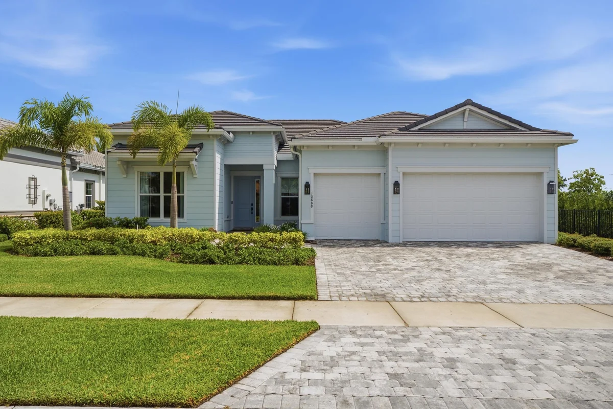 10888 Stellar Cir, Palm Beach Gardens: photo 1 of 55
