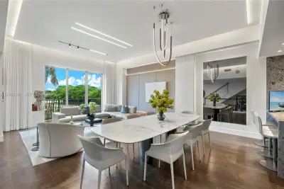 3501 N Ocean Dr #V5, Hollywood: photo 1 of 51