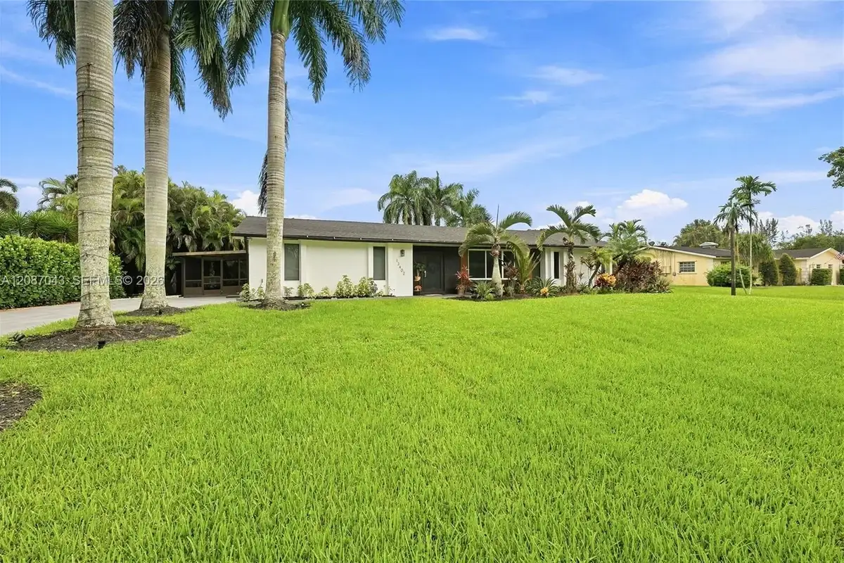 13402 SW 29th St, Davie: photo 1 of 65