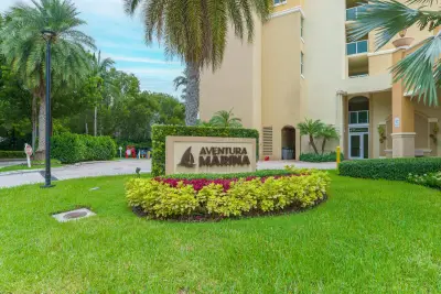 3340 NE 190th St #1309, Aventura: photo 1 of 32