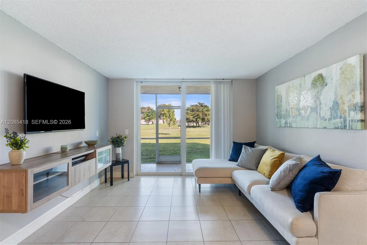9761 Sunrise Lakes Blvd #107, Sunrise: photo 1 of 13