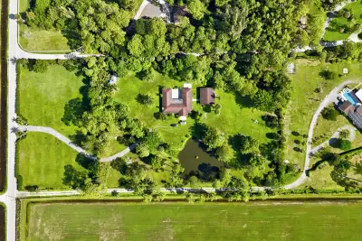 1616 E Rd, Loxahatchee: photo 1 of 91