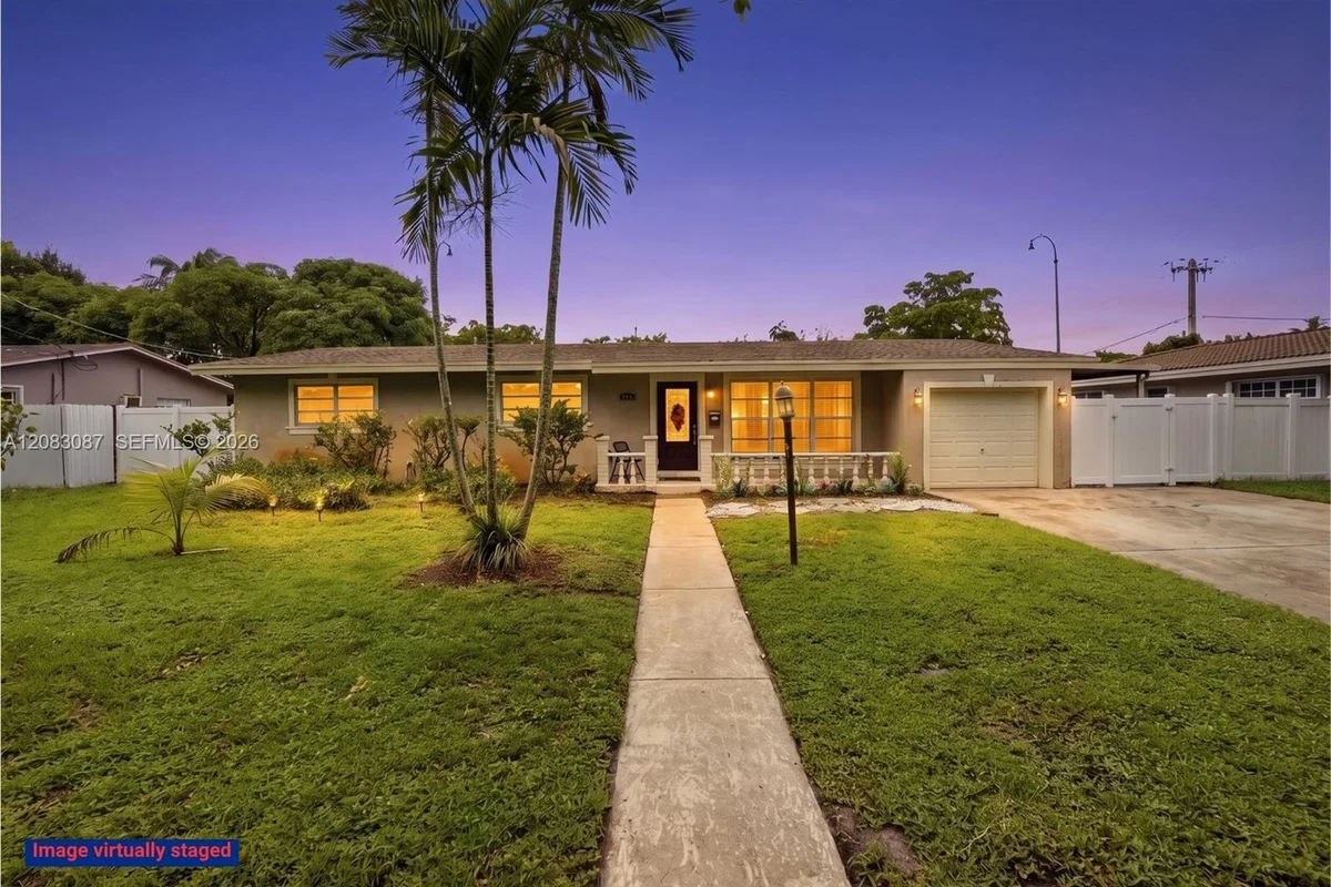 4750 NW 1st St, Plantation: photo 1 of 46