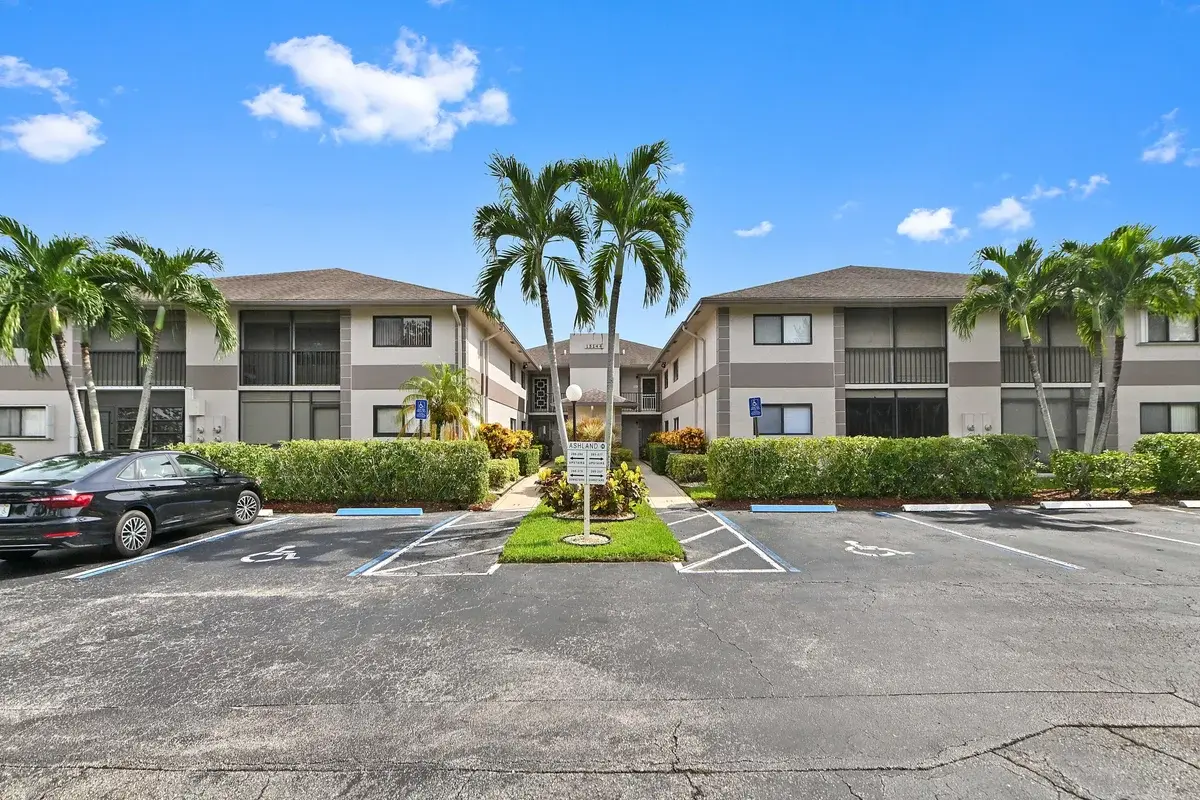 15144 Ashland St #260, Delray Beach: photo 1 of 31