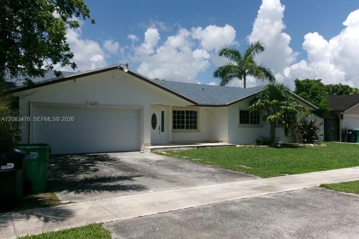 10620 SW 146th Ct, Miami: photo 1 of 19