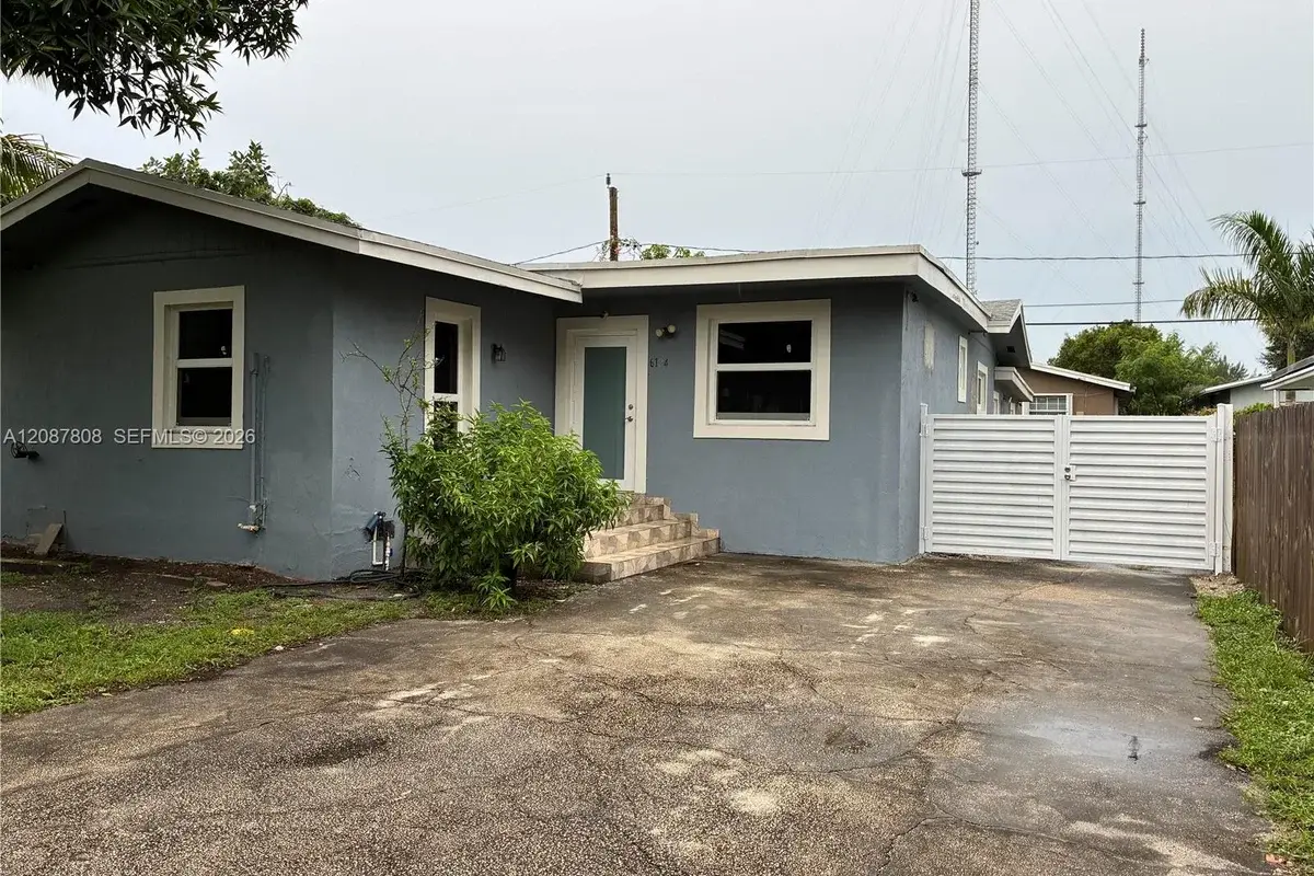 6124 SW 38th St, Miramar: photo 1 of 26