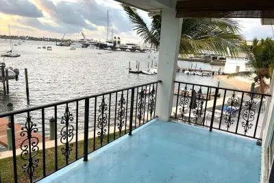 4700 N Flagler Dr #212, West Palm Beach: photo 1 of 48