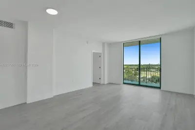 140 S Dixie Hwy #803, Hollywood: photo 1 of 15