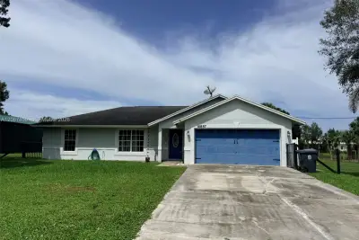 18887 N 42nd Rd N, Loxahatchee: photo 1 of 41